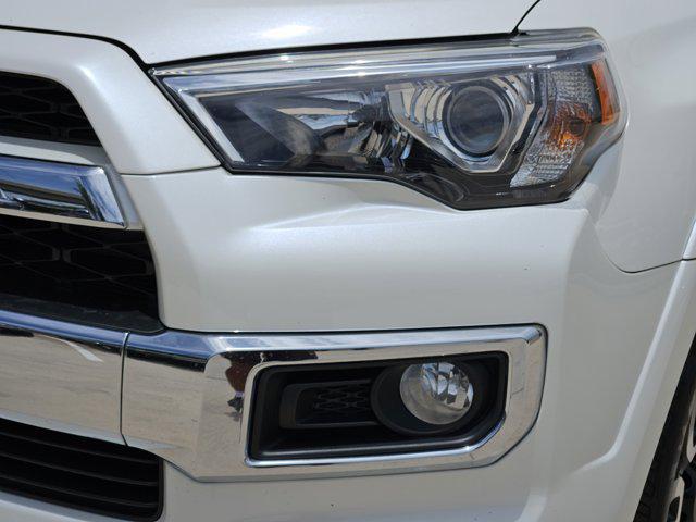 Photo of 2018 Blizzard Pearl Toyota 4Runner