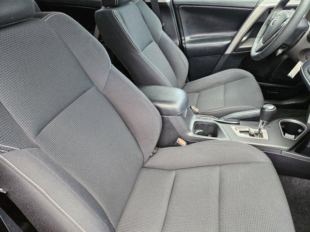 Photo of 2018 Silver Sky Metallic Toyota RAV4
