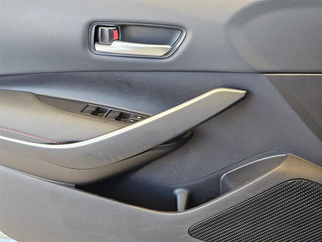 Photo of 2024 Classic Silver Metallic Toyota Corolla