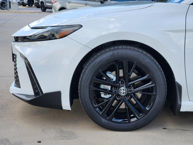 Photo of 2025 Ice Cap Toyota Camry
