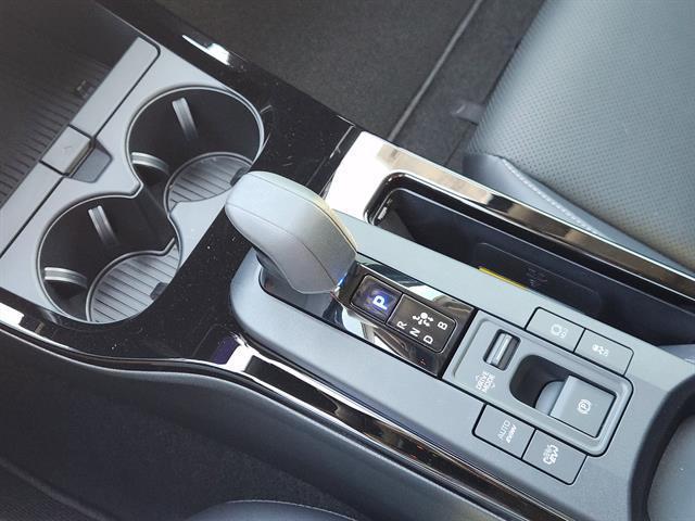 Photo of 2026 Wind Chill Pearl Toyota Prius Plug-In Hybrid