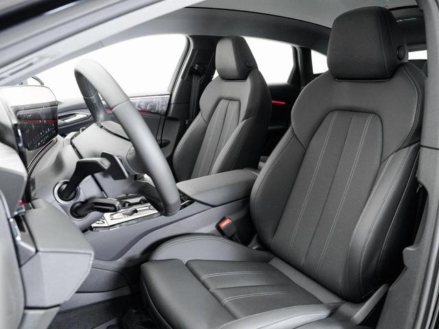 Photo of 2025 Mythos Black Metallic Audi A6 e-tron