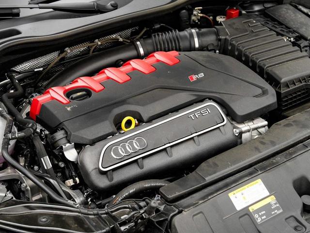 Photo of 2022 Gray Audi TT RS
