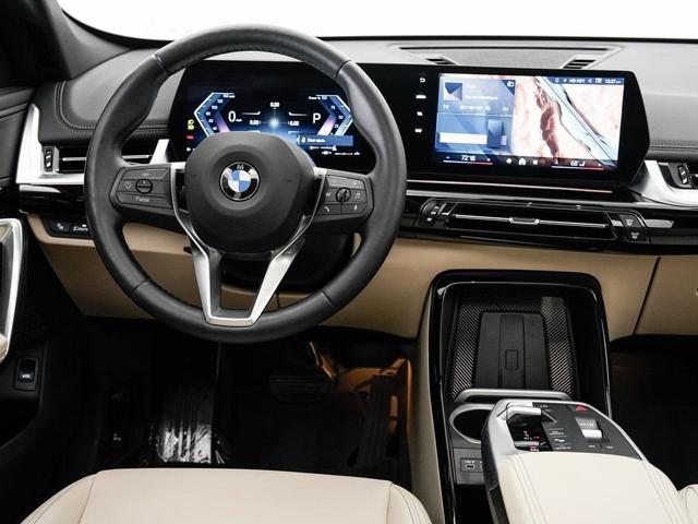 Photo of 2024 Mineral White Metallic BMW X1