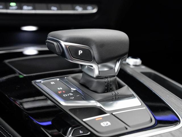 Photo of 2025 Glacier White Metallic Audi Q5