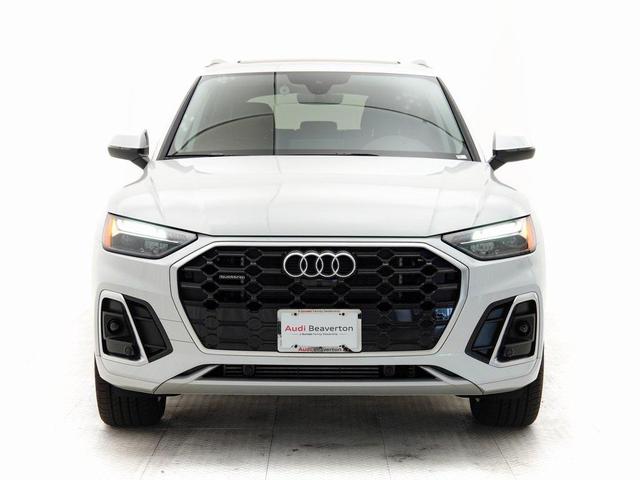 Photo of 2025 Glacier White Metallic Audi Q5