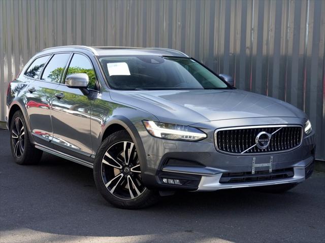 2018 Volvo V90 Cross Country