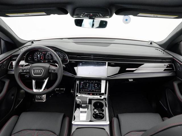 Photo of 2025 Chili Red Metallic Audi RS Q8