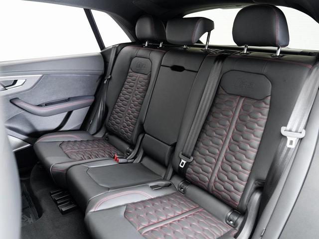 Photo of 2025 Chili Red Metallic Audi RS Q8