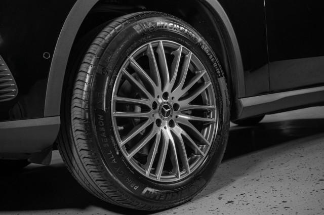 Photo of 2025 Black Mercedes-Benz GLC 300