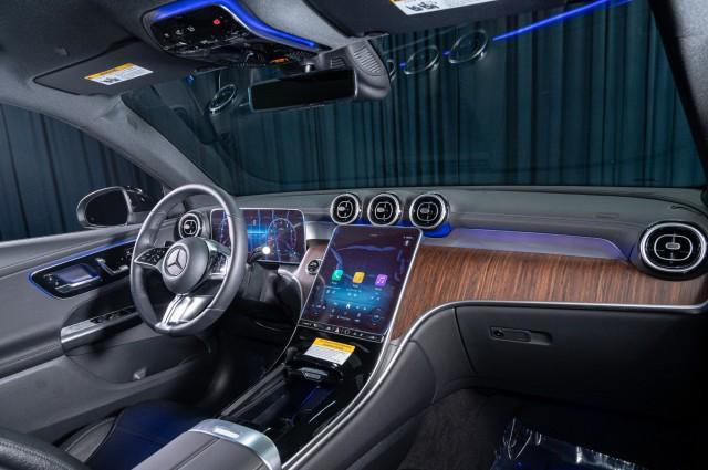 Photo of 2025 Black Mercedes-Benz GLC 300