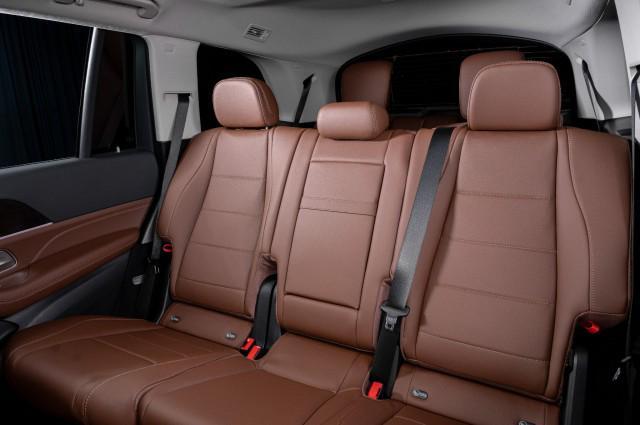 Photo of 2025 Obsidian Black Metallic Mercedes-Benz GLS 450