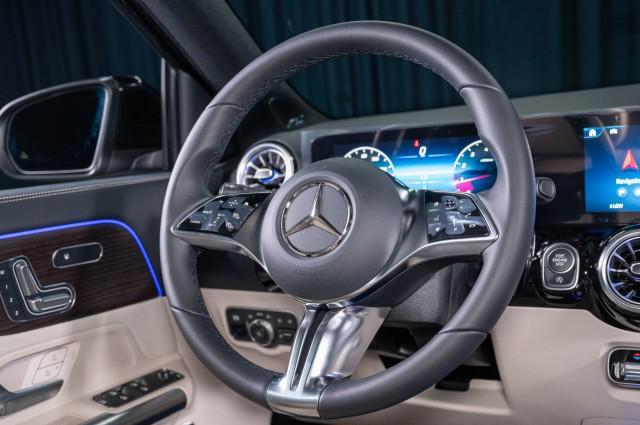Photo of 2025 Cosmos Black Metallic Mercedes-Benz GLA 250