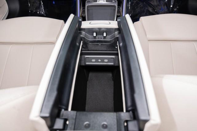 Photo of 2025 Cosmos Black Metallic Mercedes-Benz GLA 250