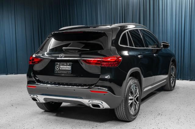 Photo of 2025 Cosmos Black Metallic Mercedes-Benz GLA 250