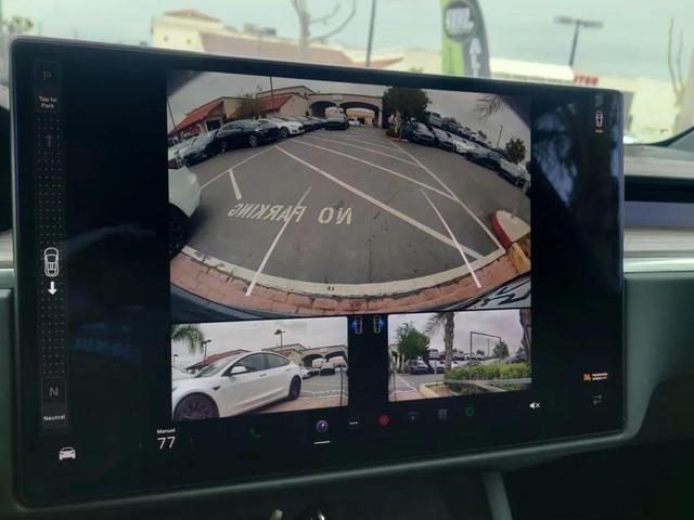 Photo of 2022 grey Tesla Model X