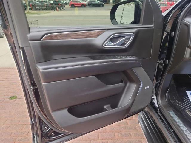 Photo of 2021 black Chevrolet Tahoe