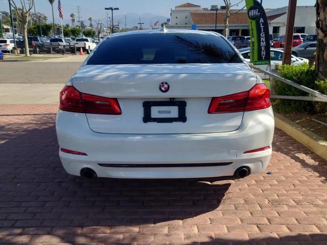 Photo of 2019 White BMW 530e