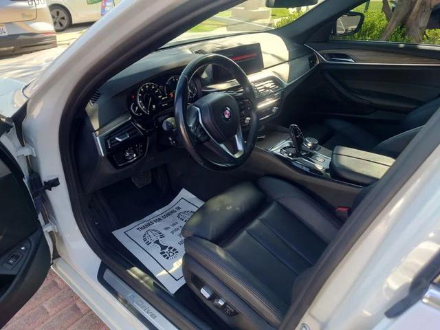 Photo of 2019 White BMW 530e
