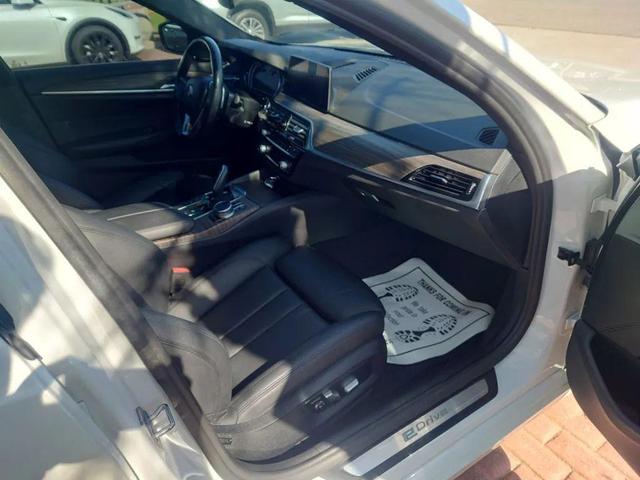 Photo of 2019 White BMW 530e
