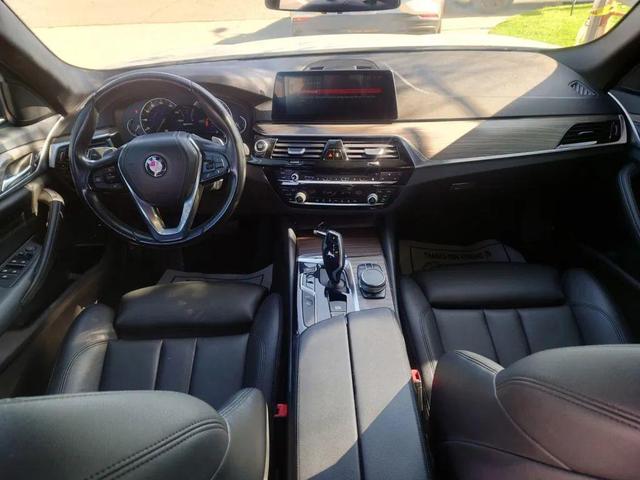 Photo of 2019 White BMW 530e