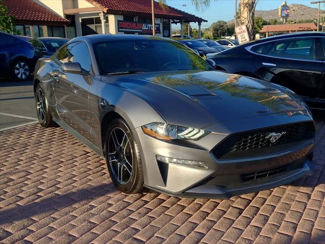 Photo of 2023 Silver Ford Mustang