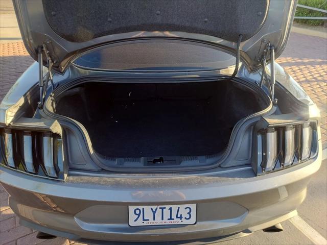 Photo of 2023 Silver Ford Mustang