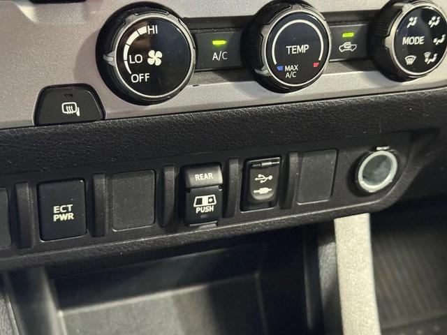 Photo of 2018  Toyota Tacoma