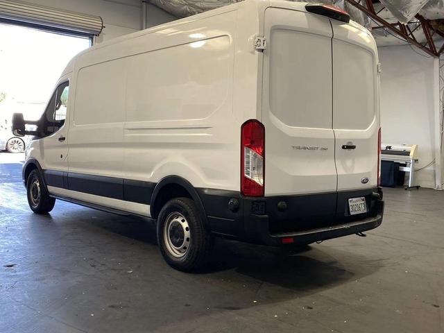 Photo of 2020 White Platinum Metallic Tri-Coat Ford Transit-250