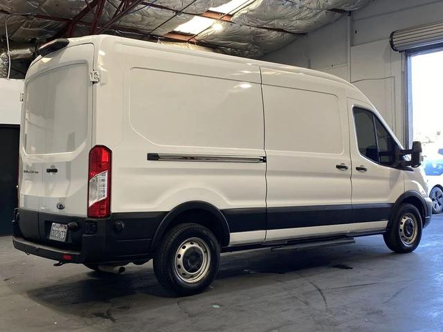 Photo of 2020 White Platinum Metallic Tri-Coat Ford Transit-250