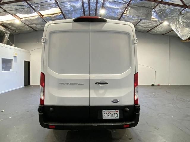 Photo of 2020 White Platinum Metallic Tri-Coat Ford Transit-250