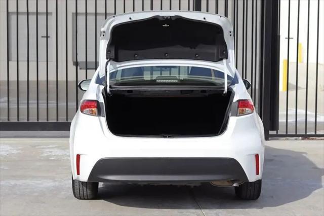 Photo of 2024 Ice Cap Toyota Corolla Hybrid