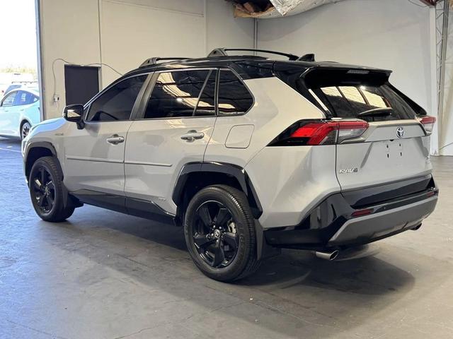 Photo of 2021 Silver Sky Metallic Toyota RAV4 Hybrid