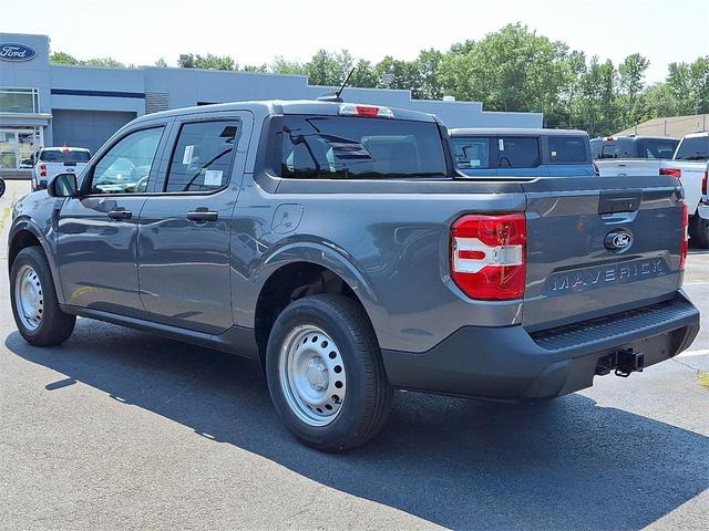 Photo of 2025 Carbonized Gray Metallic Ford Maverick
