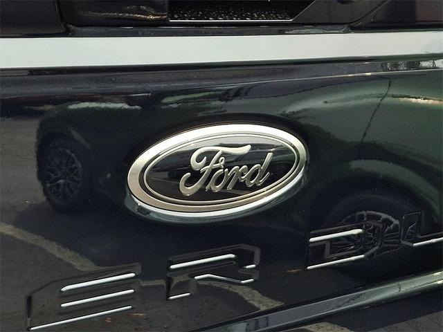 Photo of 2025 Agate Black Metallic Ford F-250