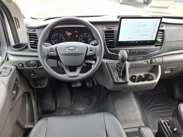 Photo of 2025 Oxford White Ford Transit-250