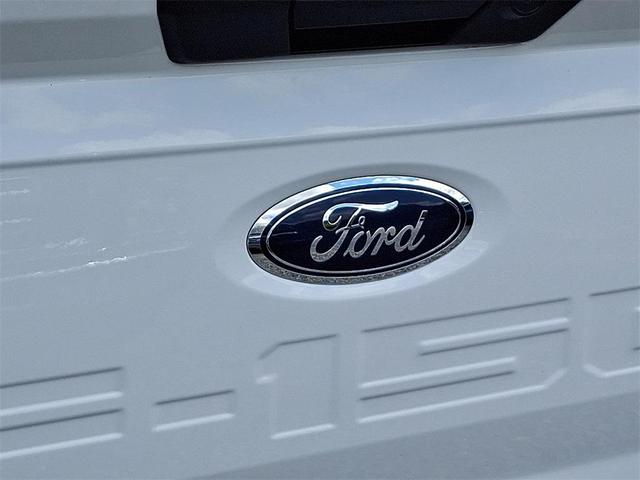 Photo of 2021 Oxford White Ford F-150