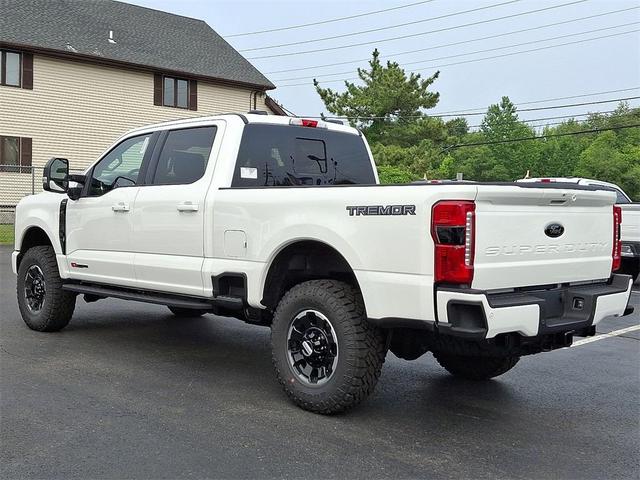 Photo of 2025 Star White Metallic Tri-Coat Ford F-350