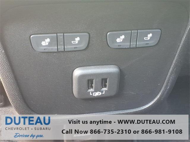 Photo of 2022 Seaglass Blue Metallic Chevrolet Equinox