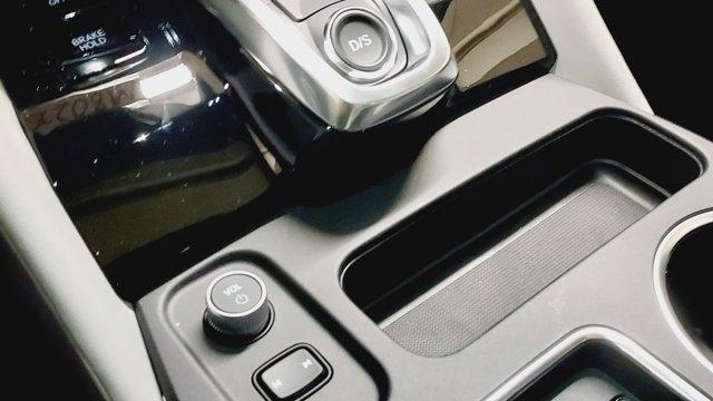 Photo of 2025 Lunar Silver Metallic Acura MDX