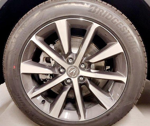 Photo of 2025 Lunar Silver Metallic Acura MDX
