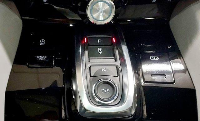 Photo of 2025 Lunar Silver Metallic Acura MDX