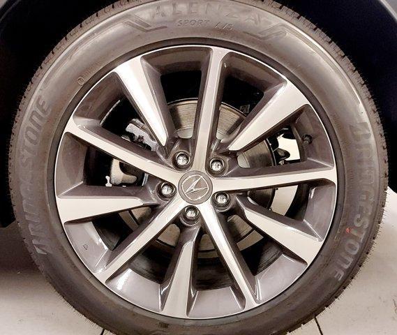 Photo of 2025 Lunar Silver Metallic Acura MDX