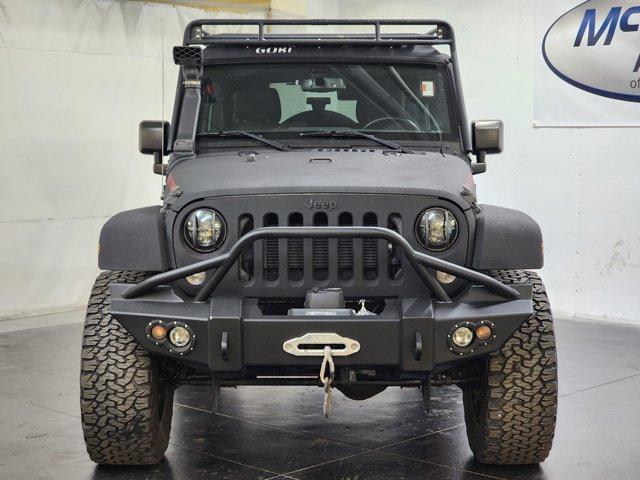 Photo of 2016 Black Clearcoat Jeep Wrangler Unlimited