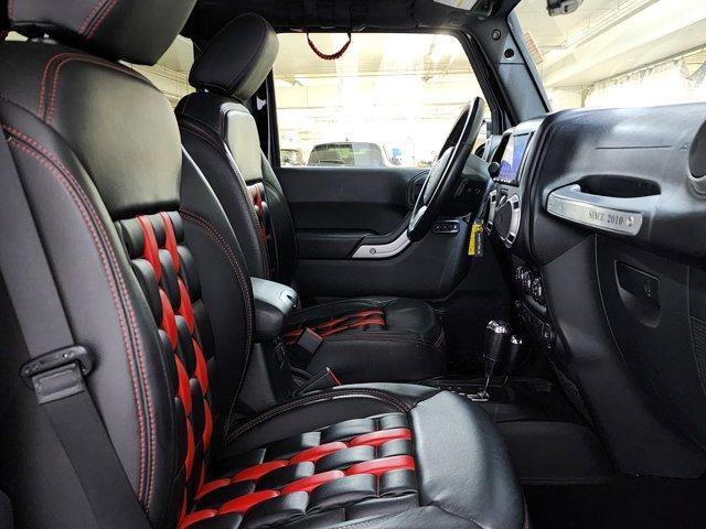 Photo of 2016 Black Clearcoat Jeep Wrangler Unlimited