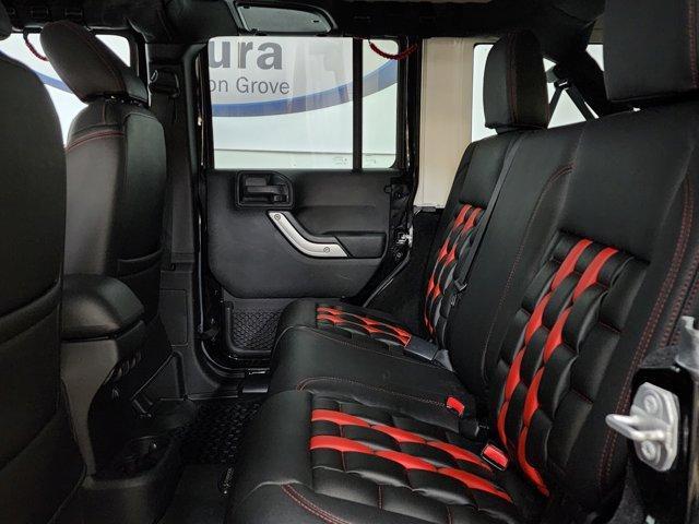 Photo of 2016 Black Clearcoat Jeep Wrangler Unlimited