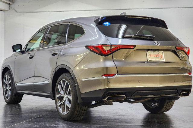 Photo of 2023 Liquid Carbon Metallic Acura MDX