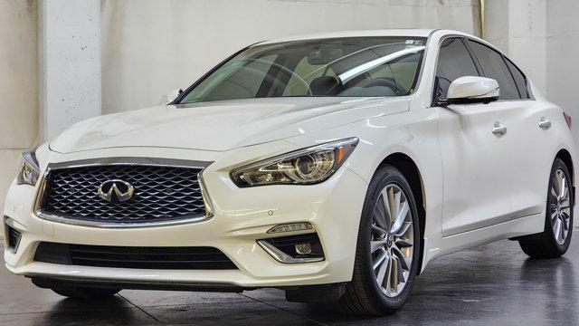 Photo of 2024 Majestic White INFINITI Q50