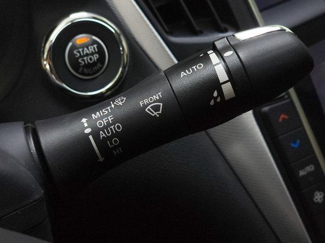 Photo of 2024 Majestic White INFINITI Q50