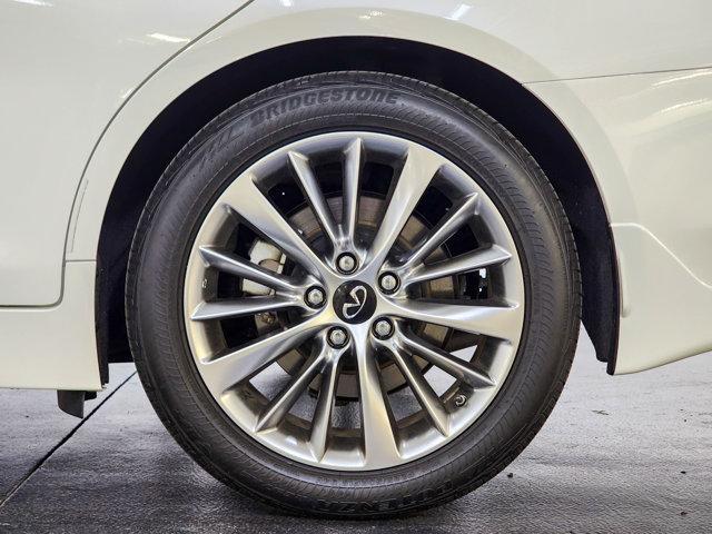 Photo of 2024 Majestic White INFINITI Q50